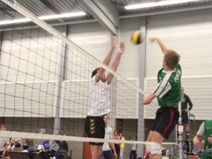 UA131109volleybal099..JPG